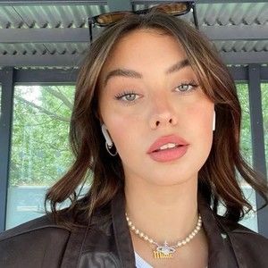 Meet your Posher, Don